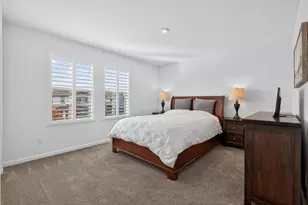 10124 Wayfaring Dr, Stockton, CA 95219 - Photo 29