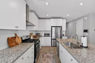 10124 Wayfaring Dr, Stockton, CA 95219 - Photo 5