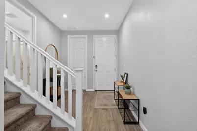 10124 Wayfaring Drive, Stockton, CA 95219 - Photo 15