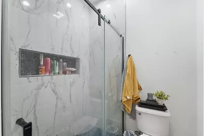 429 Red Lion Way, Newman, CA 95360 - Photo 35