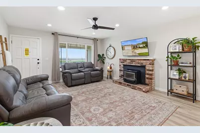 15581 French Camp Road, Ripon, CA 95366 - Photo 11