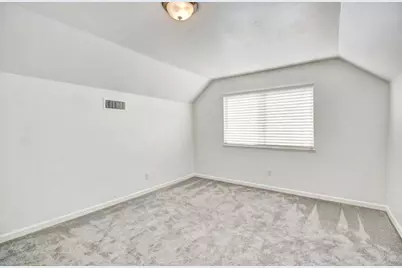 9946 Redstone Drive, Sacramento, CA 95827 - Photo 17