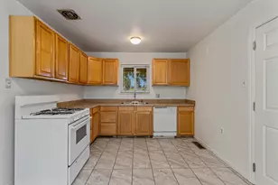 1313 Ronald Ave, Modesto, CA 95350 - Photo 15