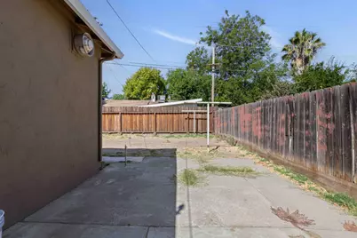 1313 Ronald Avenue, Modesto, CA 95350 - Photo 17