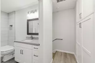 1900 6th St, Sacramento, CA 95811 - Photo 23