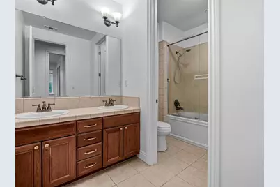 12400 Paradise Creek Lane, Fair Oaks, CA 95628 - Photo 17