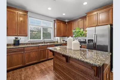 12400 Paradise Creek Lane, Fair Oaks, CA 95628 - Photo 5