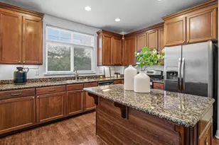 12400 Paradise Creek Ln, Fair Oaks, CA 95628 - Photo 5