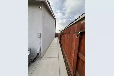 1434 Hayley Street, Los Banos, CA 93635 - Photo 19