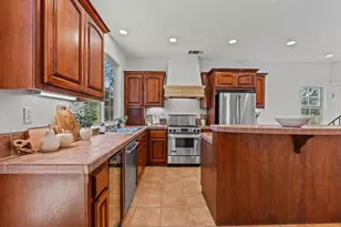 8924 Visage Cir, Fair Oaks, CA 95628 - Photo 11