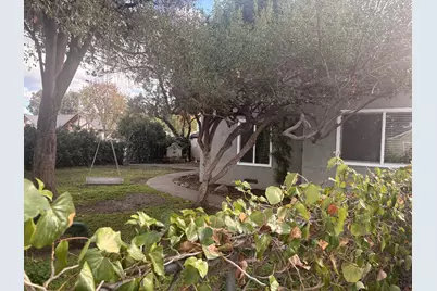 1123 Tully Road, Modesto, CA 95350 - Photo 21