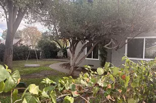 1123 Tully Rd, Modesto, CA 95350 - Photo 21