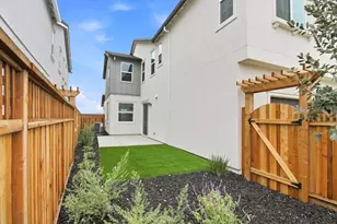 1542 N Central Pkwy, Mountain House, CA 95391 - Photo 11