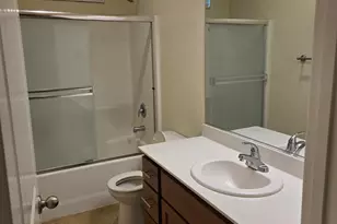 1442 W Dynes St, Merced, CA 95348 - Photo 5