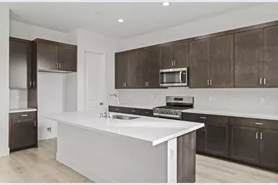 2291 Paramount Lane, Manteca, CA 95337 - Photo 5