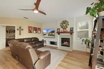 5352 Gladstone, Stockton, CA 95219 - Photo 7