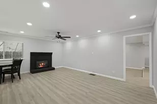 1207 S Crescent Ave, Lodi, CA 95240 - Photo 9