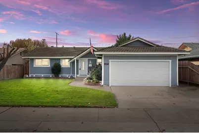 1207 S Crescent Avenue, Lodi, CA 95240 - Photo 1