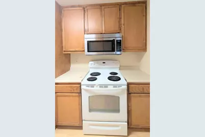 9048 El Cajon Way #1, Sacramento, CA 95826 - Photo 11