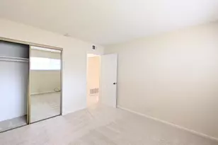 9048 El Cajon Way, Sacramento, CA 95826 - Photo 15