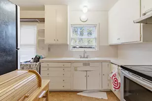 1147 N Country Club Blvd, Stockton, CA 95204 - Photo 17