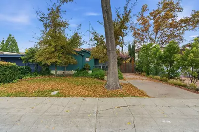 1147 N Country Club Boulevard, Stockton, CA 95204 - Photo 5