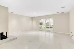 1108 Dunbarton Cir, Sacramento, CA 95825 - Photo 11