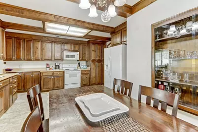 5712 San Juan Avenue, Citrus Heights, CA 95610 - Photo 13