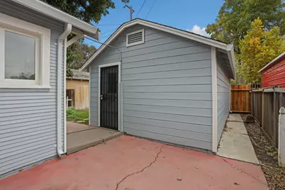 116 E Noble Street, Stockton, CA 95204 - Photo 25