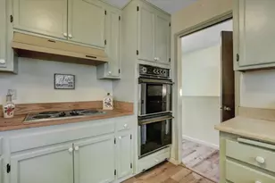 23126 Foothill Rd, Auburn, CA 95602 - Photo 23