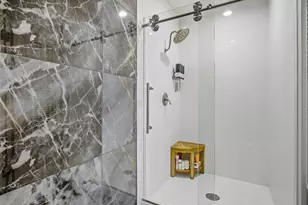 506 Elmhurst Cir, Sacramento, CA 95825 - Photo 17