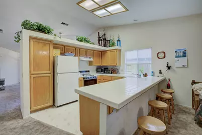 8507 Carlin Avenue, Sacramento, CA 95823 - Photo 11