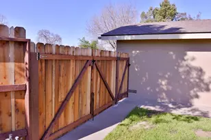 2345 Rogue River Dr, Sacramento, CA 95826 - Photo 83