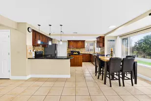 8880 Inisheer Way, Sacramento, CA 95828 - Photo 23