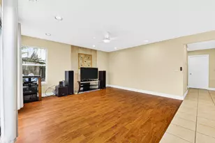 8880 Inisheer Way, Sacramento, CA 95828 - Photo 13