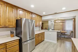 8945 Rosewood Dr, Sacramento, CA 95826 - Photo 13