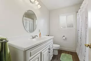 8945 Rosewood Dr, Sacramento, CA 95826 - Photo 25