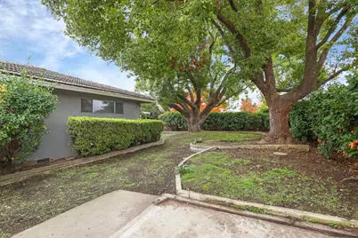 1021 S Mills Avenue, Lodi, CA 95242 - Photo 41