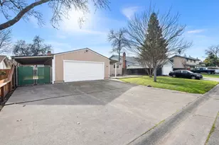 8832 Canarsie Ave, Orangevale, CA 95662 - Photo 3