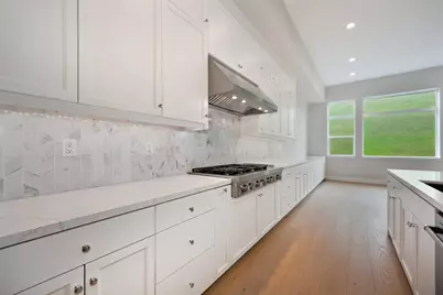 1047 Lassen Peak Drive, El Dorado Hills, CA 95762 - Photo 5