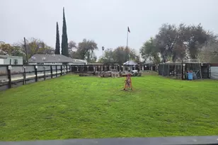 292 W Lathrop Rd, Lathrop, CA 95330 - Photo 13