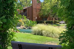 700 Woodside Ln E, Sacramento, CA 95825 - Photo 17