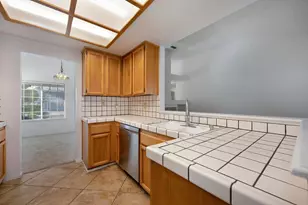 2611 Stoughton Way, Sacramento, CA 95827 - Photo 15