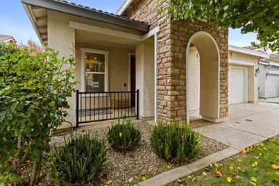 10065 Waterfield Drive, Elk Grove, CA 95757 - Photo 3