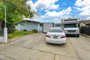 2701 El Caprice Dr, Rancho Cordova, CA 95670 - Photo 11