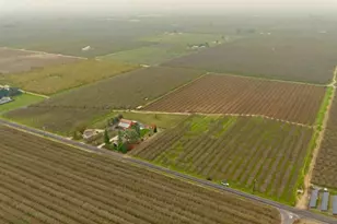 16221 Carrolton Rd, Escalon, CA 95320 - Photo 1