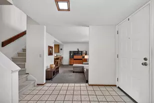 7059 Lompoc Ct, Citrus Heights, CA 95621 - Photo 9