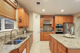 145 N Hancock Park Dr, Mountain House, CA 95391 - Photo 19