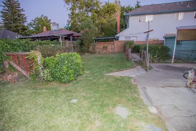 4417 E Street, Sacramento, CA 95819 - Photo 33