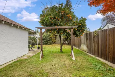 914 S Pleasant Avenue, Lodi, CA 95240 - Photo 43